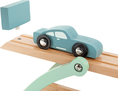 Camion Transportor Auto din Lemn "Chicago" – Small Foot | Include 4 Mașinuțe