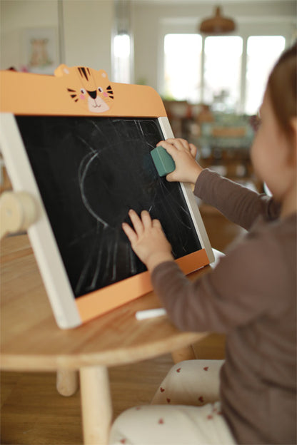 Tablă Magnetică 2-în-1 Portabilă "Safari" (Tigru) – Small Foot | Set Creativ cu Accesorii