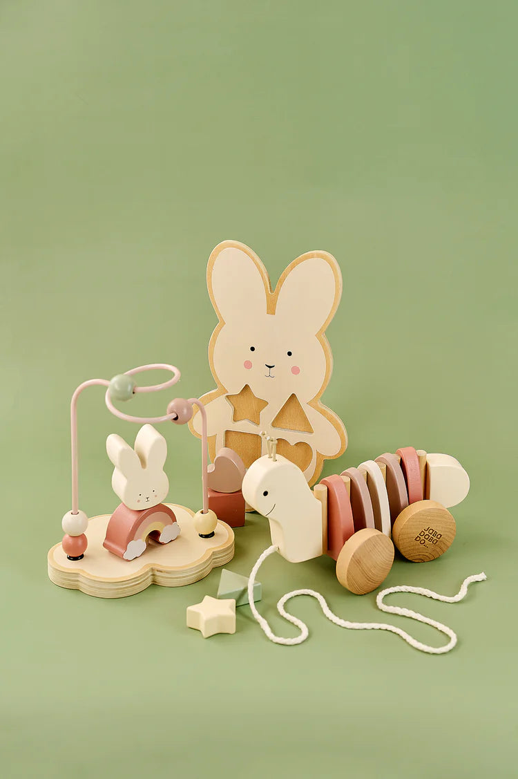 Set Cadou cu Iepuraș - Puzzle din Lemn, Jucărie de Tras și Labirint (Jabadabado)