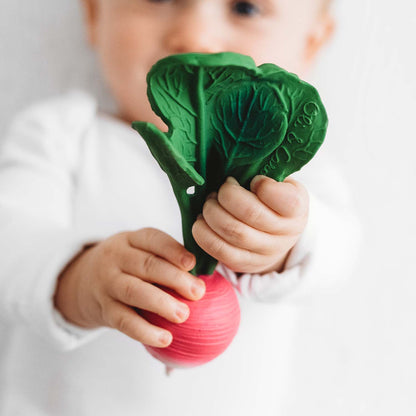 Jucărie Dentiție  și  Baie din Cauciuc Natural Ridiche - Ramona the Radish (Oli & Carol)